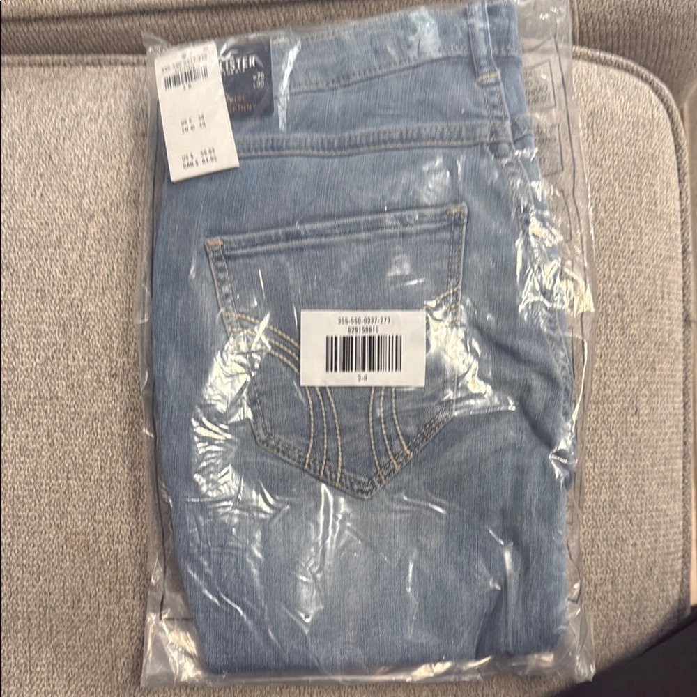 Distressed Blue Denim Jeans with Modern Style